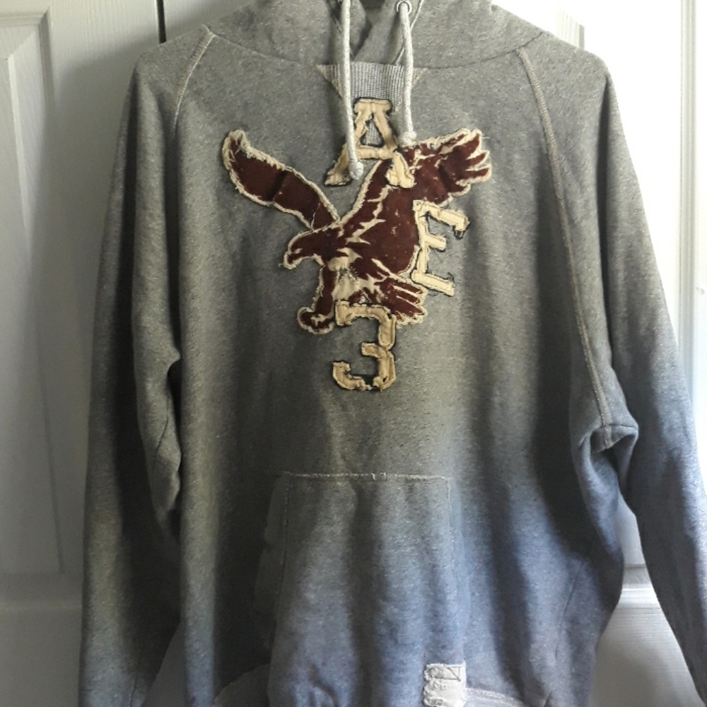 American Eagle grey hoodie